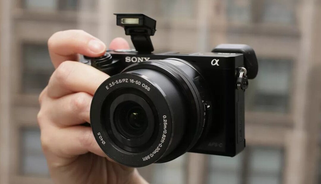 Mengapa Kamera Mirrorless Sony Masih Menjadi Pilihan Terbaik untuk Produksi Video